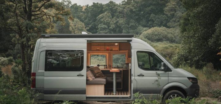 Entre confort et minimalisme : voyager en van