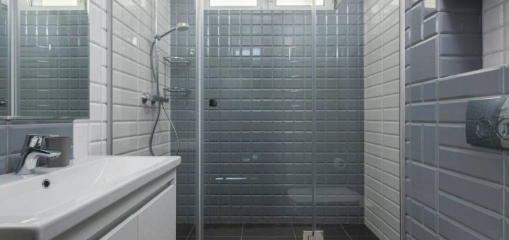 Comment choisir le bon carrelage rectangulaire pour votre salle de bain
